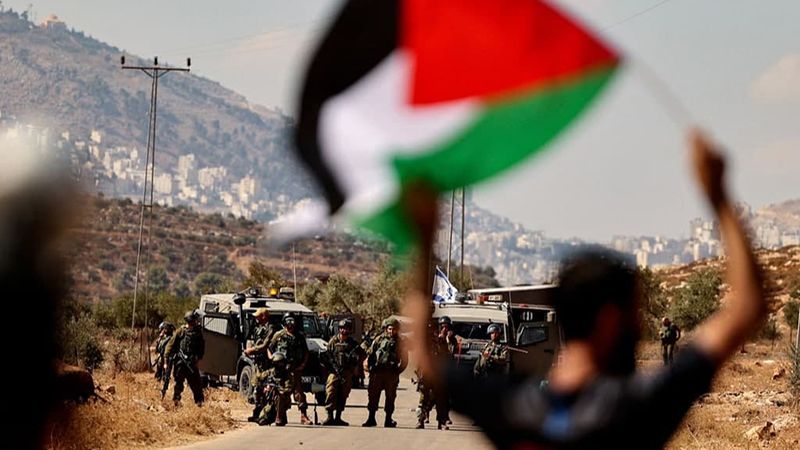 فلسطين المحتلة: استشهاد فواز حمايل من بلدة بيتا جنوب نابلس متأثرًا بإصابته برصاص الاحتلال