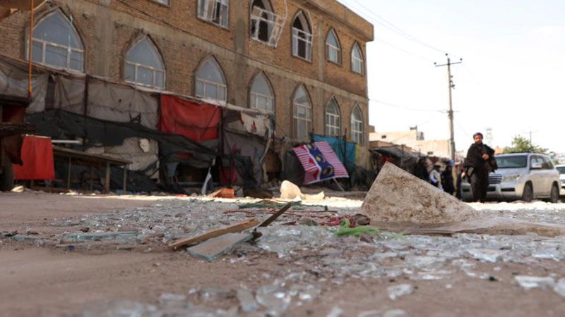 العراق يُدين مجزرة مزار شريف الدموية