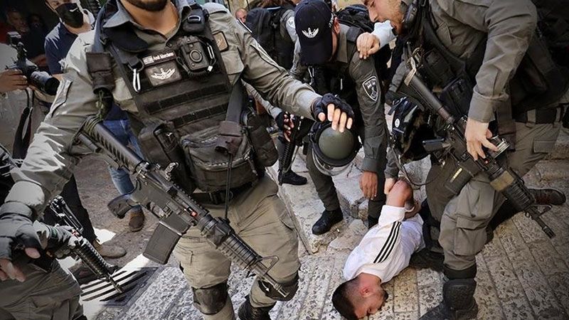 الاحتلال يعتقل 1228 فلسطينيًا خلال شهر واحد