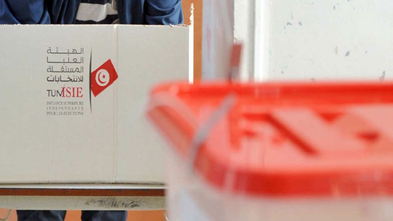 &nbsp;التونسيون يتوجهون لصناديق الاقتراع للتصويت على مشروع الدستور الجديد &nbsp;