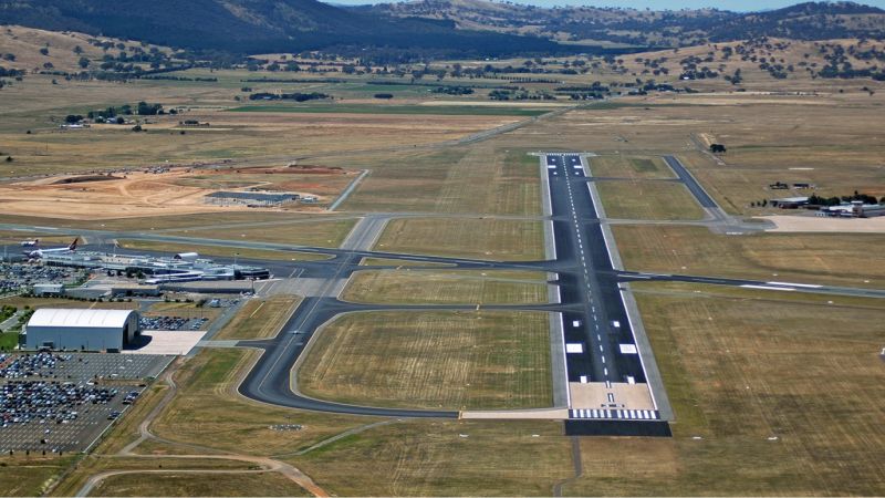 أستراليا إخلاء صالة المغادرة بمطار كانبيرا بعد سماع إطلاق نار