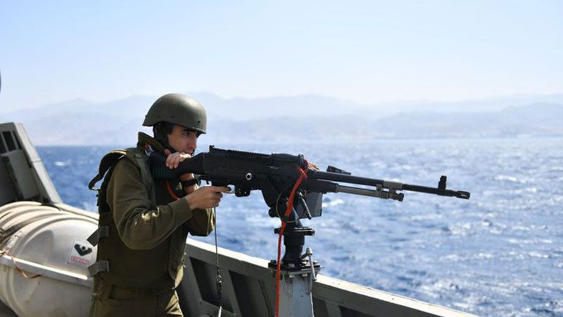 خوفًا من حزب الله.. العدو يفحص سلاح البحر