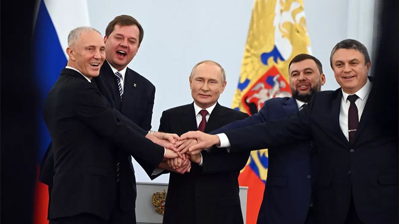 بوتين خلال توقيع اتفاقيات ضم مناطق جديدة للاتحاد الروسي: المستقبل للقتال من أجل روسيا العظيمة