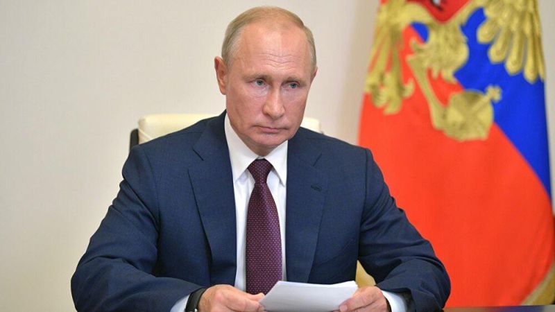 بوتين يوقع قانون انضمام جمهوريتي دونيتسك ولوغانسك ومقاطعتي خيرسون و زاباروجيا إلى روسيا 