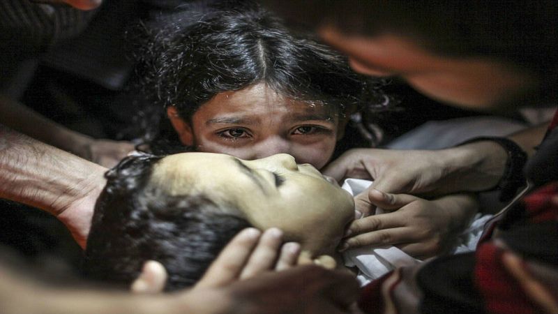 الخارجية اليمنية تستنكر صمت الهيئات الدولية.. أطفال اليمن يتعرضون للقتل والمرض