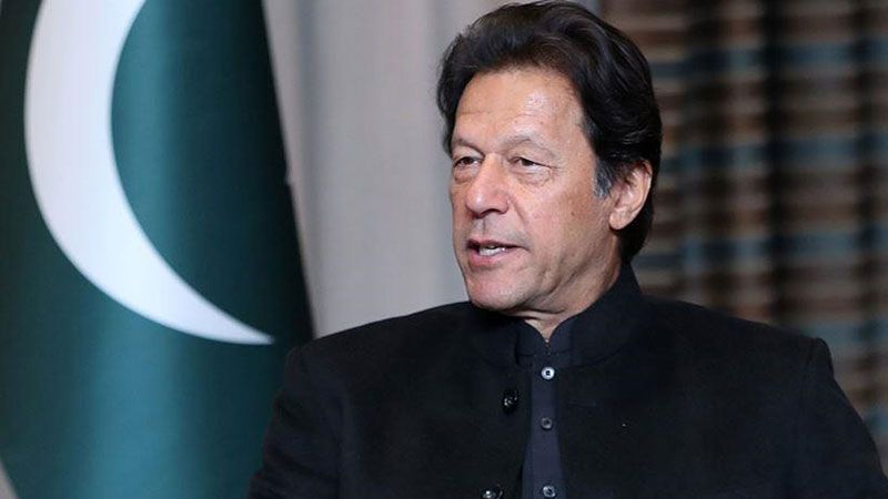 باكستان: شعبية خان في ذروتها.. وقائد جديد للجيش قريبًا