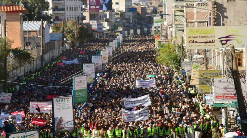 اليمنيون احتشدوا في مسيرات &quot;الحصار حرب&quot;: إلى جانب القيادة لردع العدوان