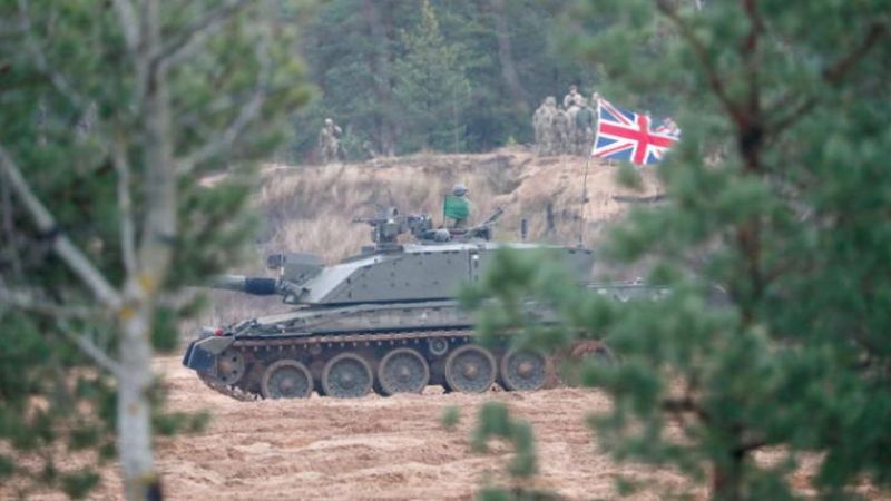 الأركان البريطانية تحذّر: إرسال لندن دبابات لكييف يضعف جيشنا