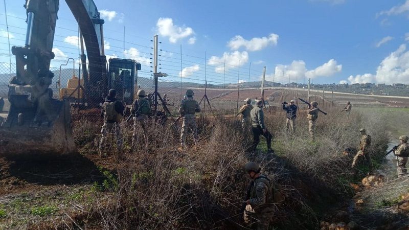 بالصور والفيديو: الجيش اللبناني يمنع العدو من خرق الخط الأزرق في سهل الخيام
