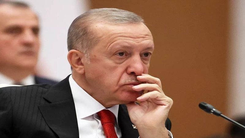 أردوغان: على السويد ألا تنتظر موافقتنا على عضويتها بالناتو بعد حرق نسخة من القرآن