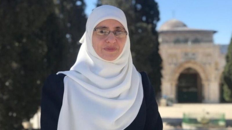 فلسطين: الاحتلال يمدّد اعتقال المرابطة المقدسية هنادي حلواني