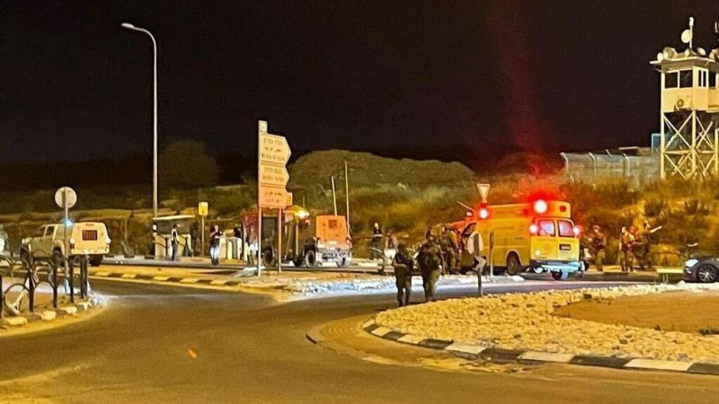 إعلام العدو: سائق شاحنة حاول تنفيذ عملية دهس ضد جنود الاحتلال على حاجز زعترة جنوبي نابلس