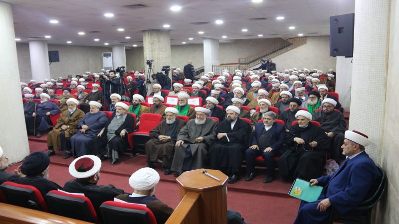 بالصور.. تجمع العلماء المسلمين في لبنان يقيم لقاءً موسعًا إستنكارًا للإساءة للقرآن الكريم