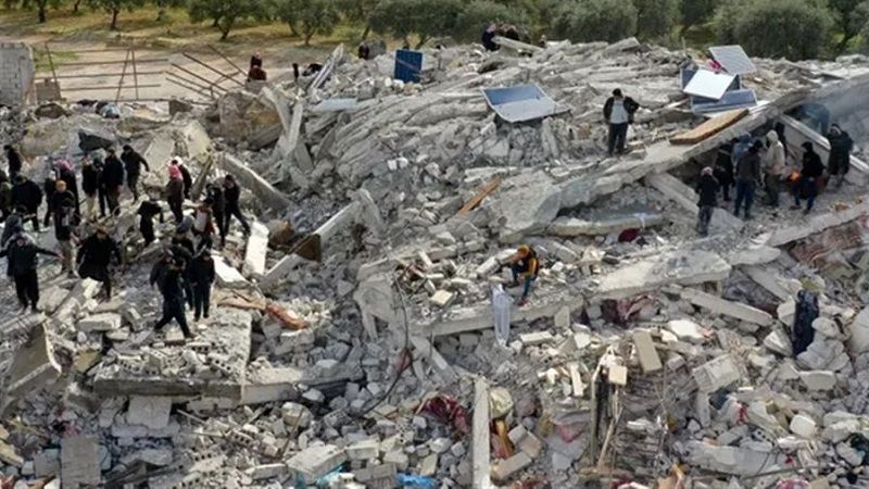 تضامن لبناني رسمي وشعبي واسع مع منكوبي الزلزال المدمر في سورية وتركيا