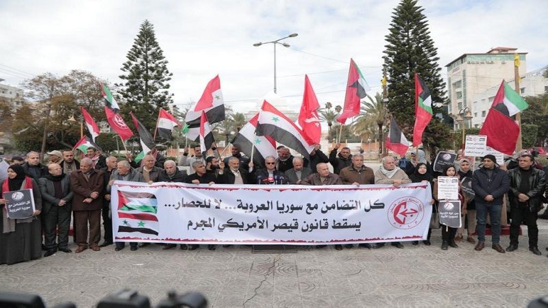 قيادات فلسطينية: سوريا تتعرّض لمؤامرة نتيجة مواقفها تجاه القضيّة الفلسطينية