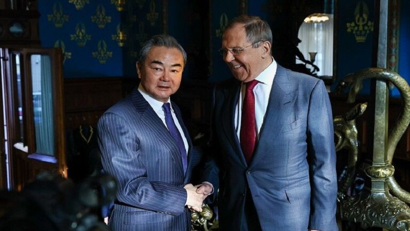 روسيا ترحّب بمبادرة الصين للتسوية في أوكرانيا 