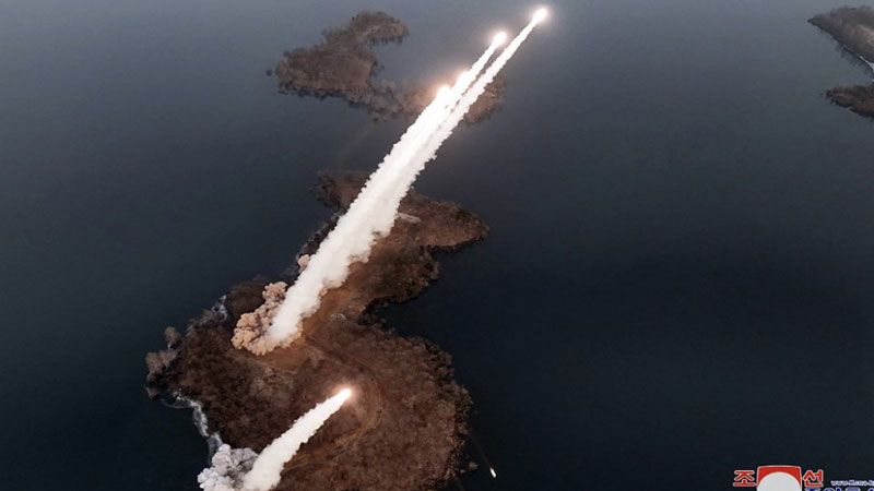 أصابا الهدف بدقة.. كوريا الشمالية تعلن نجاح تجربة إطلاق صاروخين مجنَحين&nbsp;