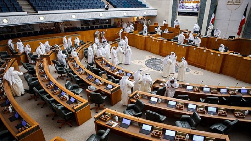 قرار المحكمة الدستورية يصدم الساحة الداخلية في الكويت
