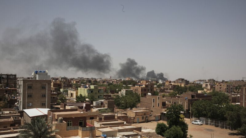 رغم الهدنة.. الدفاع السودانية تستدعي كل الجنود المتقاعدين للالتحاق بأقرب مركز عسكري