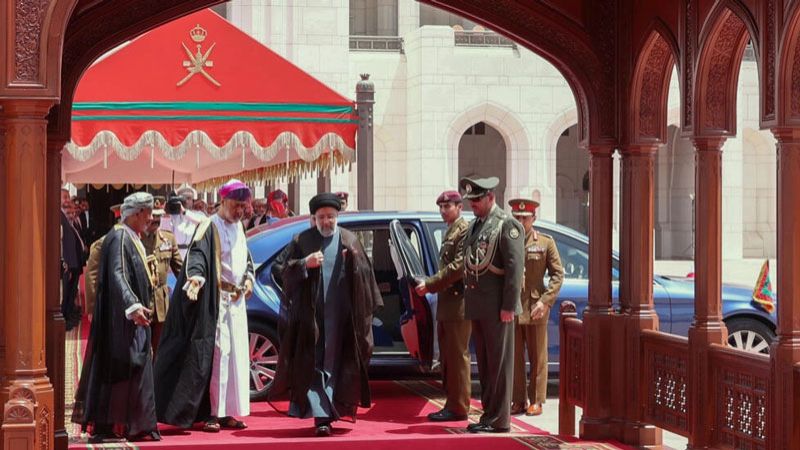 ماذا تحمل زيارة سلطان عُمان لإيران؟