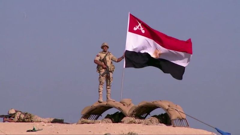 الجندي المصري "فدائي" .. العملية تسقط وهم "الحدود"