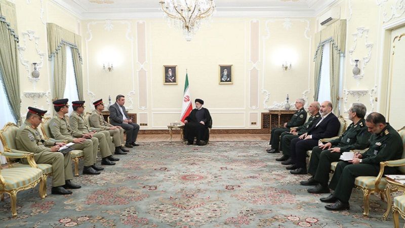 الرئيس الإيراني: استراتيجيتنا قائمة على تحويل الحدود الأمنية إلى حدود اقتصادية آمنة