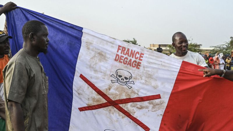 تظاهرات في النيجر تطالب بطرد قوات فرنسا