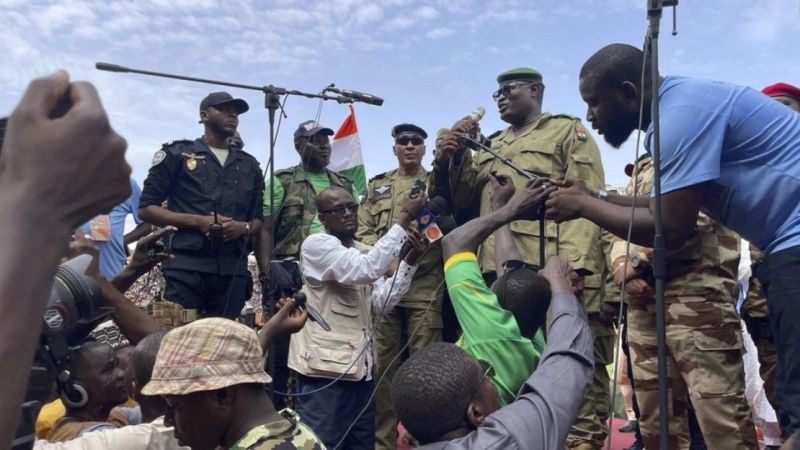 هل ستتمدّد الثورات العسكريّة الإفريقيّة المُتناسلة إلى الوطنِ العربيّ؟