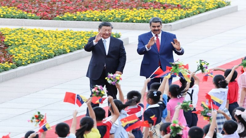 مادورو من الصين: لتمتين الشراكة الإستراتيجية الشاملة بين بكين وكاراكاس