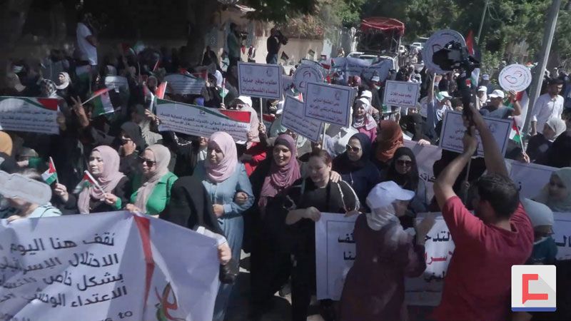 تظاهرات نسوية في غزة تنديدًا بجرائم الاحتلال بالخليل