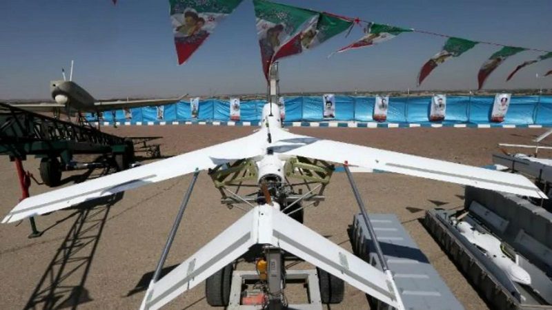 الحرس الثوري الإيراني يعلن تصنيع طائرات مسيرة برمائية وهجينة