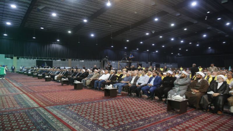 بالصور: المهرجان المركزي الذي يقيمه حزب الله في ذكرى &rlm;ولادة النبي الأعظم (ص) والإمام الصادق (ع)