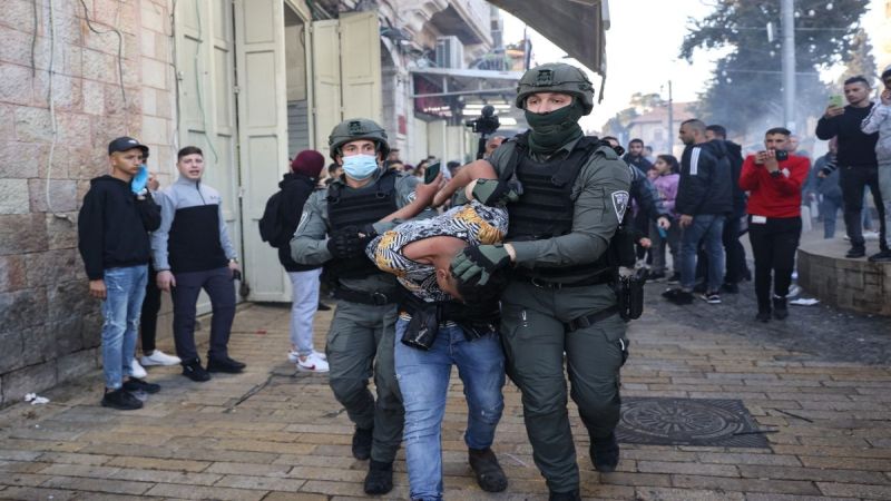 الاحتلال ينفّذ سلسلة اعتقالات في الضفة الغربية