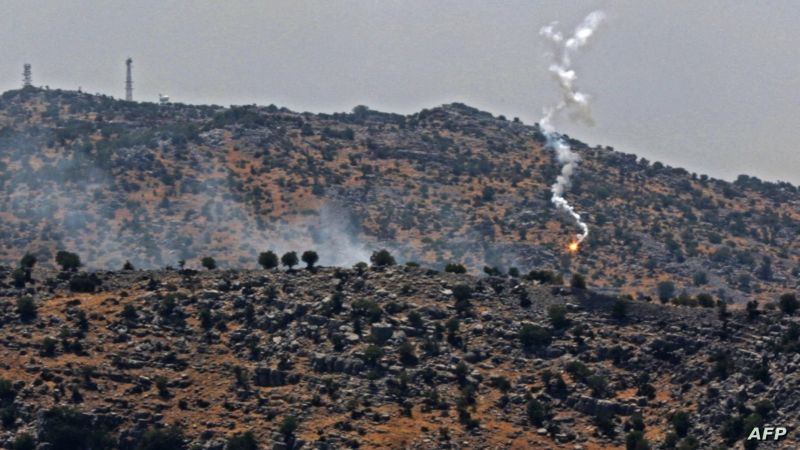 لبنان: مسيّرة معادية تطلق صاروخاً على أطراف مروحين وقصف مدفعي على تلة 