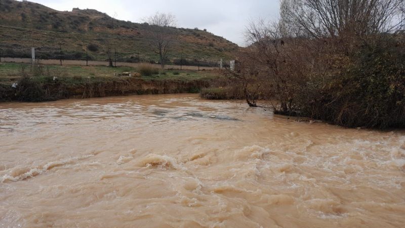 لبنان: أضرار على ضفتي نهر العاصي وغرق مخيم حسني الزعيم للنازحين