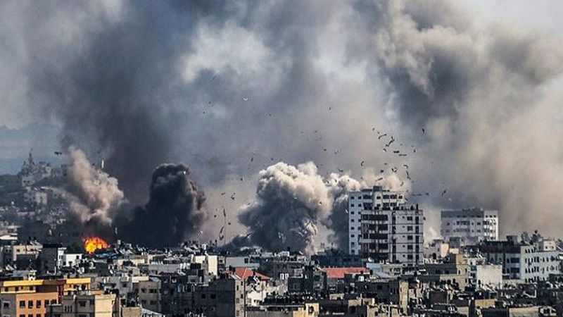 فلسطين المحتلة: طيران العدو يشن غارات عنيفة على منطقة الشيخ زايد شمال قطاع غزة