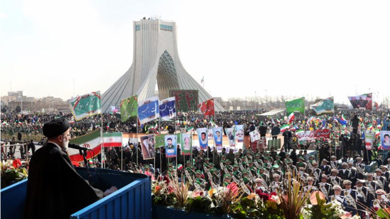 الثورة الإيرانية بعد 45 عامًا.. نجاحات بحجم التحديات!