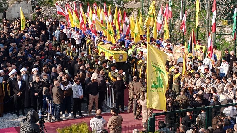 حزب الله يُشيِّع الشهيد على طريق القدس حسين الديراني في بلدة قصرنبا&nbsp;