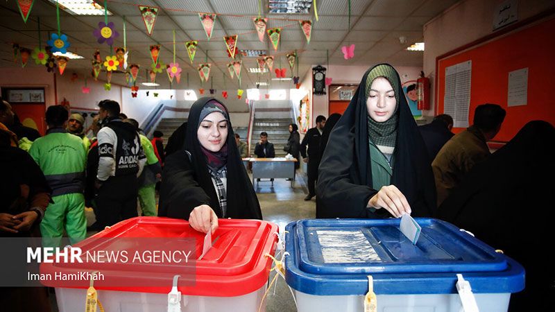 انطلاق انتخابات مجلسي الشورى وخبراء القيادة في إيران