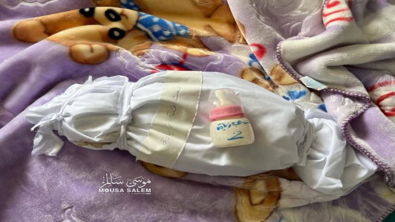 بالصور: طفلة رضيعة تفارق الحياة شمال غزة بسبب الجفاف وسوء التغذية