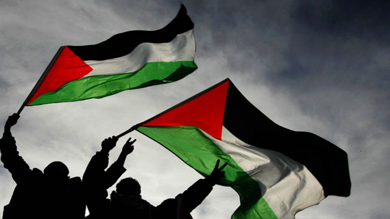 فلسطين المحتلة: إصابة شاب برصاص المستوطنين قرب بلدة عقربا جنوب شرق نابلس