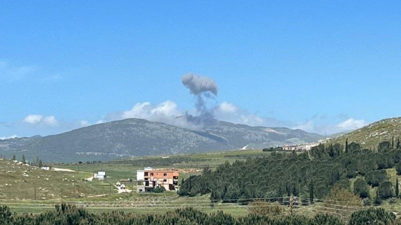 لبنان: الطيران الحربي المعادي يشنّ غارة جوية بالصواريخ استهدفت مرتفعات الجبّور قرب القطراني