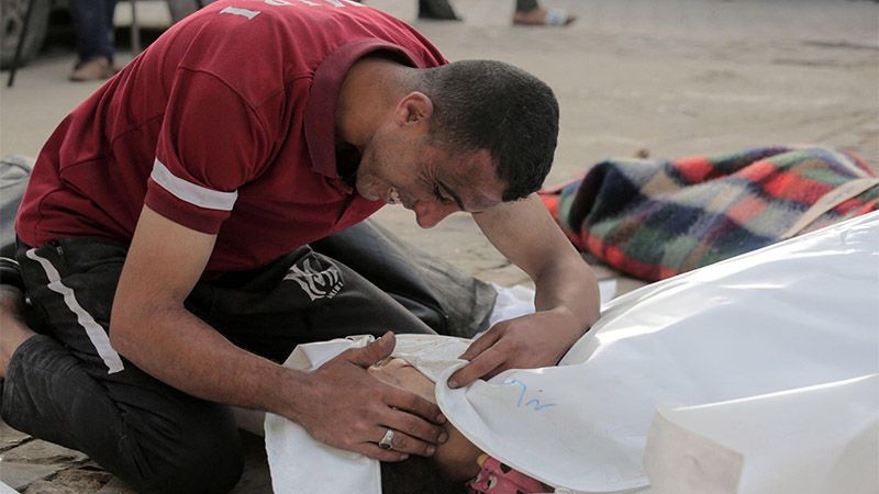  العدو يواصل ارتكاب المجازر في غزة.. 28 شهيدًا و69 إصابة خلال الـ24 ساعة الماضية 