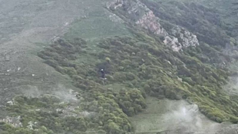 الهلال الأحمر الإيراني: لا توجد أي علامة حياة في موقع حطام الطائرة المروحية الرئاسية