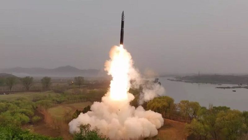 بيونغ يانغ تطلق وابلًا من الصواريخ الباليستية وسيول وطوكيو تنتقدان