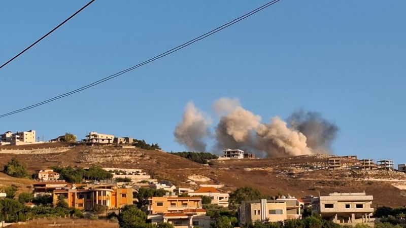 لبنان: الطيران الحربي الصهيوني يشن غارة بصاروخين استهدفت بلدة مارون الراس