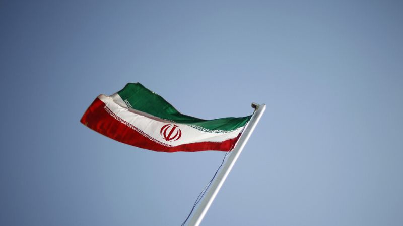 حرس الثورة يفكك خليةً إرهابيةً شمال غرب إيران ويوقع أفرادها بين قتيل وجريح