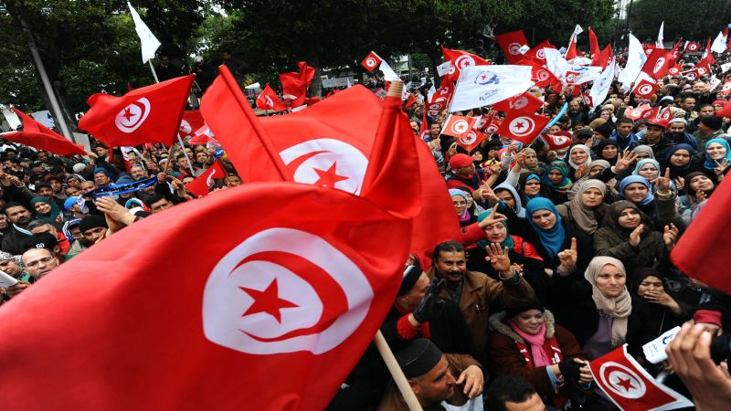 تونس والرهانات الاقتصادية والسياسية الصعبة