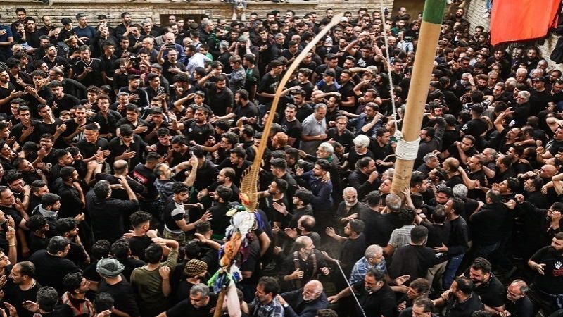 إيران: إحياء مراسم ذكرى عاشوراء في جميع انحاء البلاد