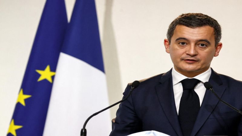 وزير الداخلية الفرنسي: مقتل شخص برصاص الشرطة في محيط جادة الشانزيليزيه بعد أن تسبب في إصابة شرطي بسكين